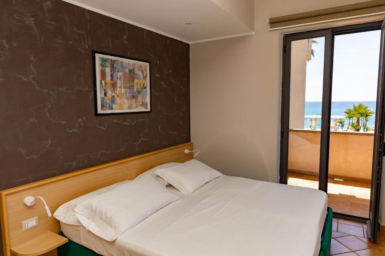 Hotel Federica Ріаче Марина Екстер'єр фото