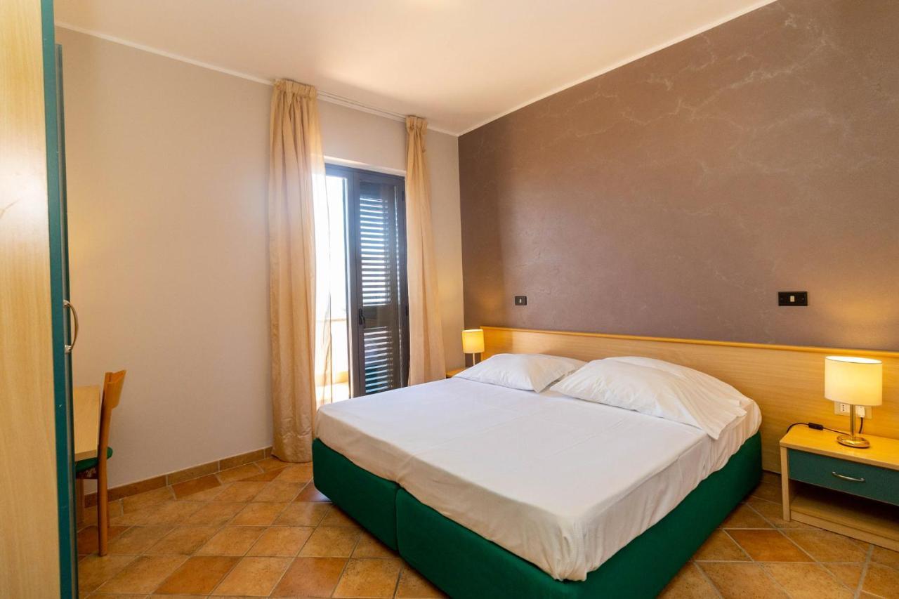 Hotel Federica Ріаче Марина Екстер'єр фото