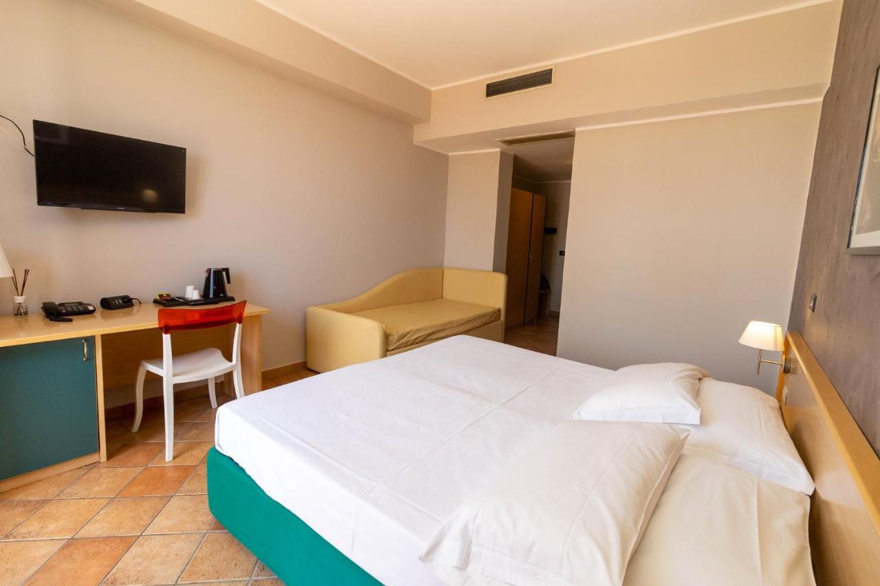 Hotel Federica Ріаче Марина Екстер'єр фото