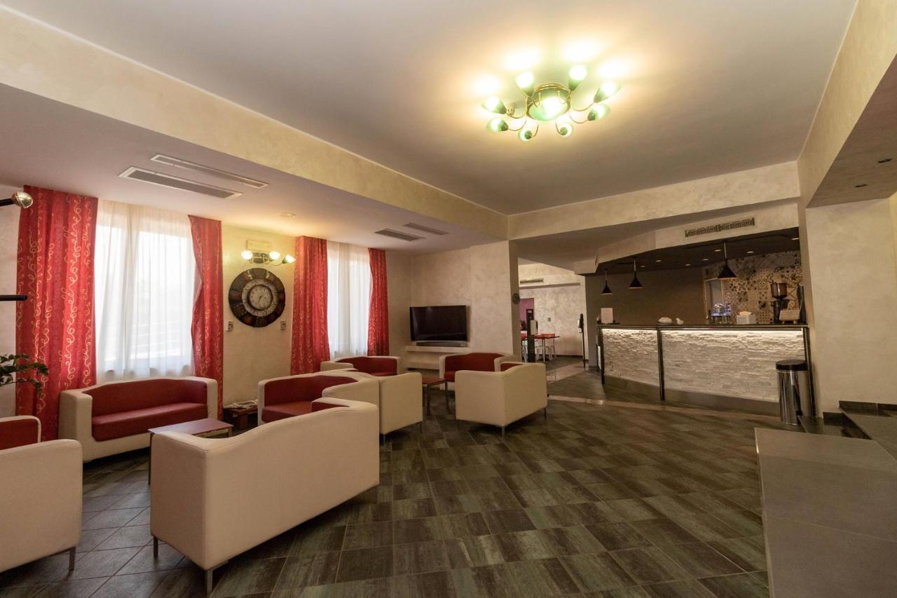 Hotel Federica Ріаче Марина Екстер'єр фото