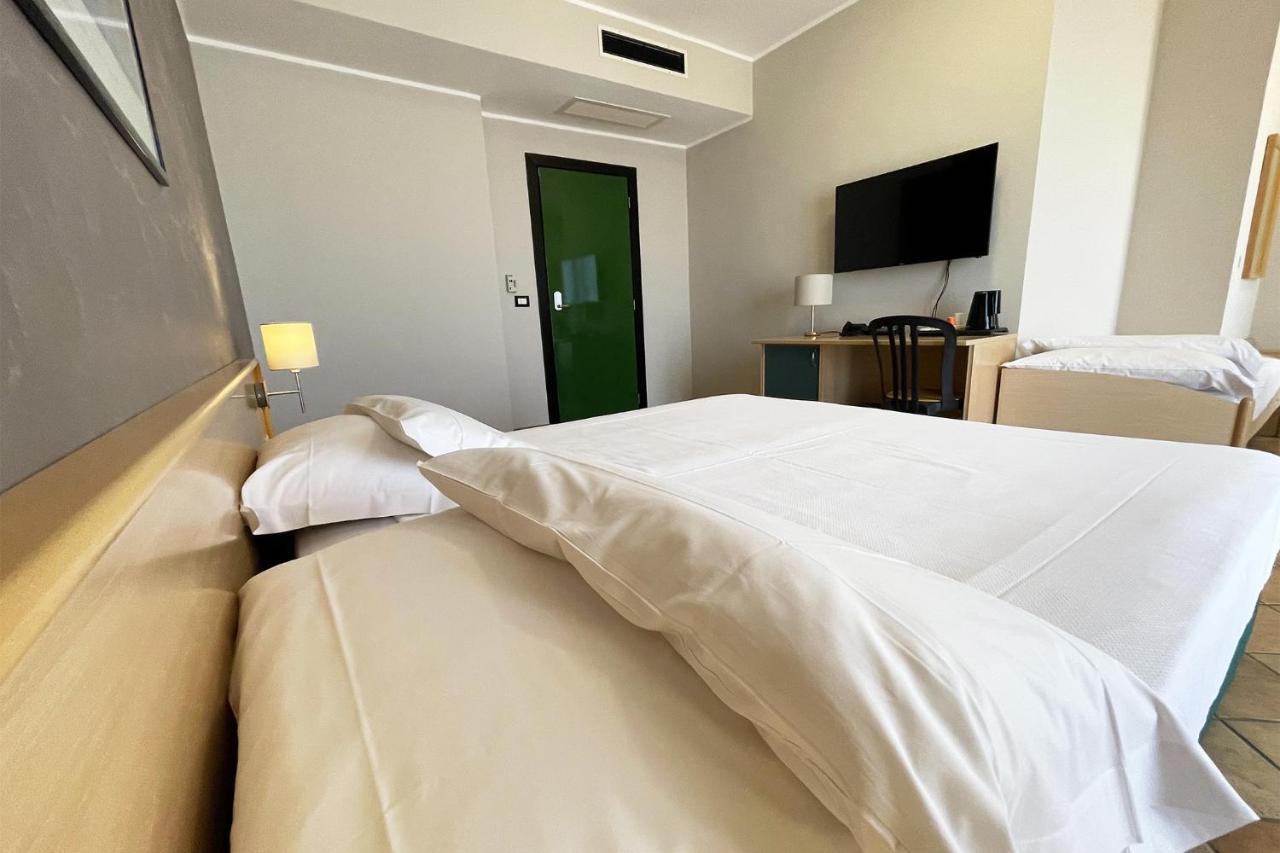 Hotel Federica Ріаче Марина Екстер'єр фото